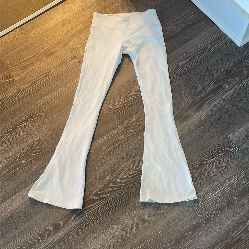 All white Splits 59 yoga pants. Flare at the ankle